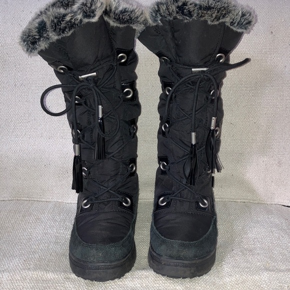 Cozy Black tall Winter Boots with faux fur and leather outer trim - Picture 8 of 16